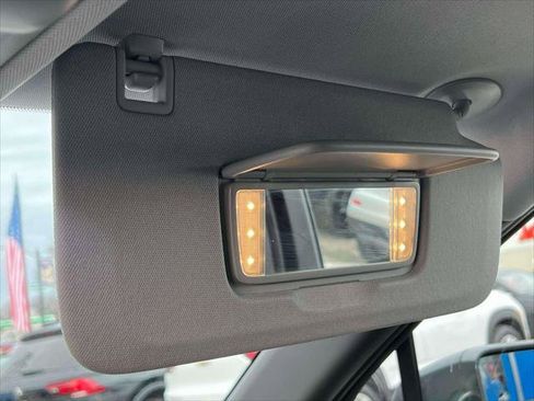 Used 2020 Chevrolet Blazer LT image 30