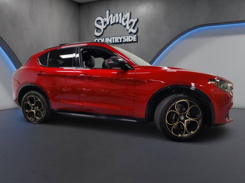 Used 2025 Alfa Romeo Stelvio Sprint AWD/4WD image 4