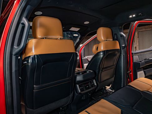 Used 2023 Ford F250 Platinum image 22