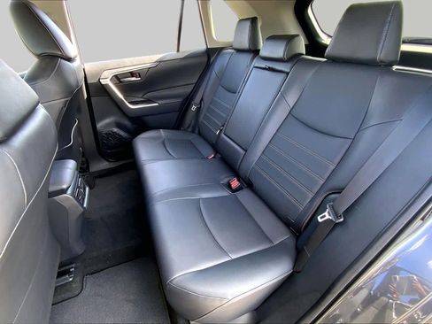 Used 2024 Toyota RAV4 XLE Premium FWD image 20