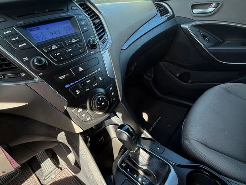 Used 2013 Hyundai Santa Fe Sport w/ Popular Equipment Pkg FWD image 12