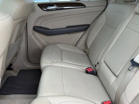 Used 2015 Mercedes-Benz ML 350 4MATIC image 41