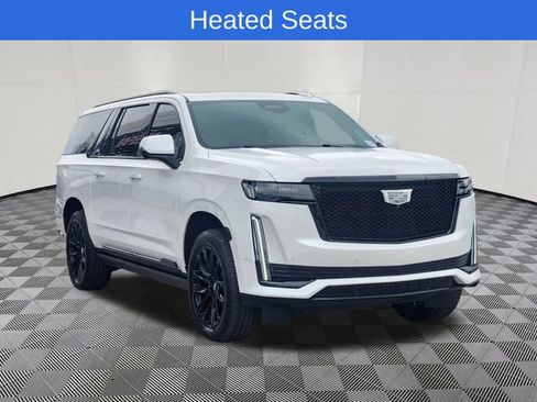 Used 2023 Cadillac Escalade ESV Sport Platinum w/ LPO, ONYX Package RWD image 2