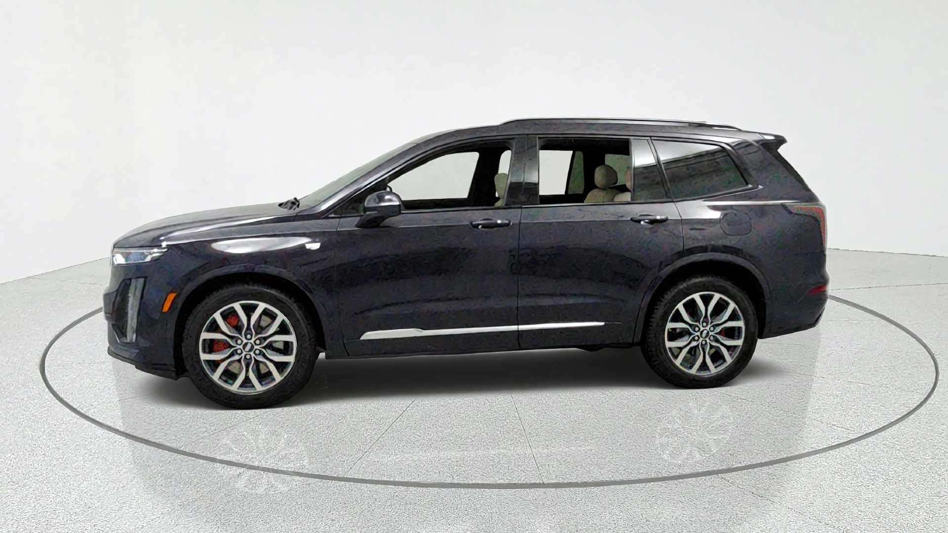 Used 2024 Cadillac XT6 Sport w/ Technology Package AWD/4WD image 2