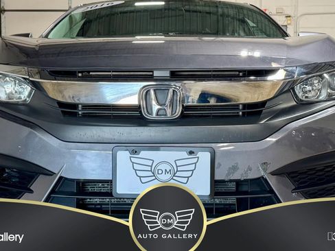 Used 2016 Honda Civic EX image 8