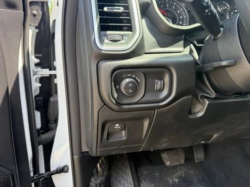 New 2026 RAM 1500 Big Horn AWD/4WD image 30