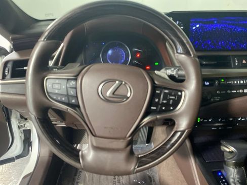 Used 2019 Lexus ES 350 w/ Accessory Package 2 FWD image 16
