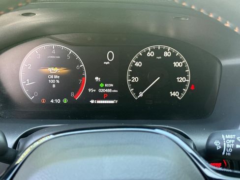 Used 2025 Honda HR-V Sport image 17