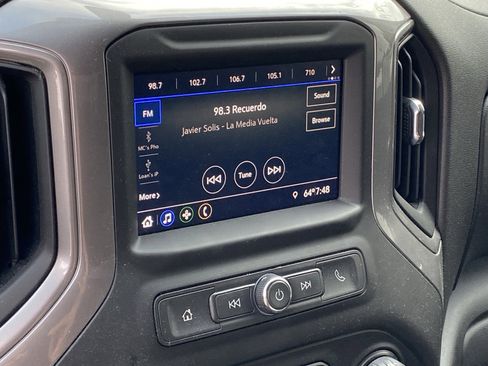 Used 2022 Chevrolet Silverado 1500 Custom image 6