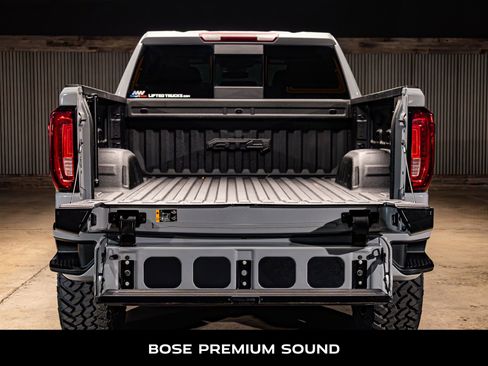 Used 2024 GMC Sierra 1500 AT4 w/ AT4 Preferred Package AWD/4WD image 8