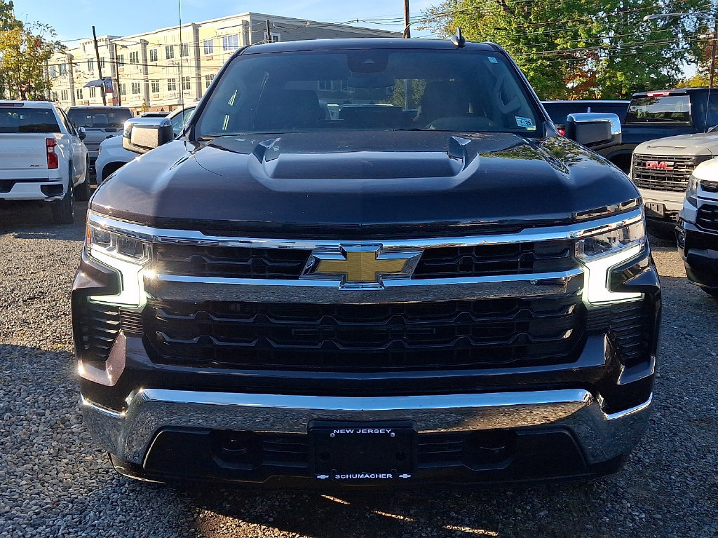 Certified 2024 Chevrolet Silverado 1500 LT AWD/4WD image 2