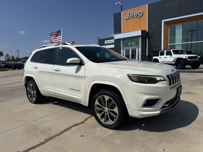 Used 2019 Jeep Cherokee Overland w/ Technology Group