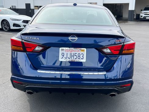Used 2023 Nissan Altima 2.5 SR image 10