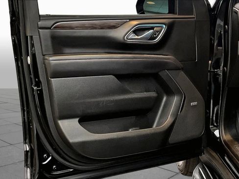 Used 2023 Chevrolet Tahoe LT AWD/4WD image 18