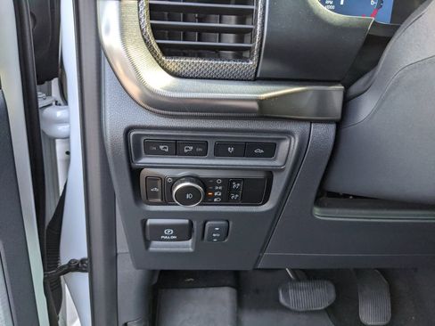 Used 2024 Ford F150 Raptor AWD/4WD image 33