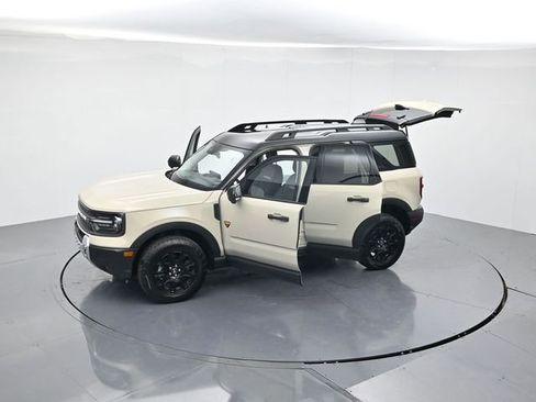 New 2025 Ford Bronco Sport Badlands w/ Badlands Tech Package AWD/4WD image 47