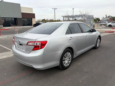 Used 2014 Toyota Camry L FWD image 5