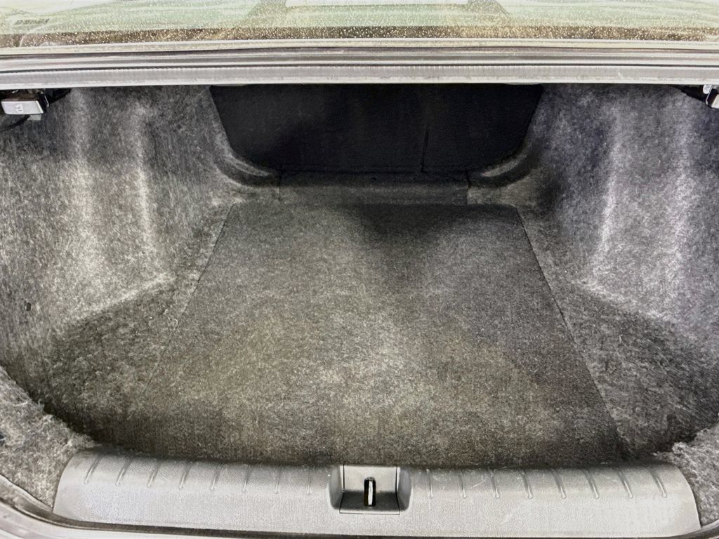 Used 2019 Honda Insight EX image 26