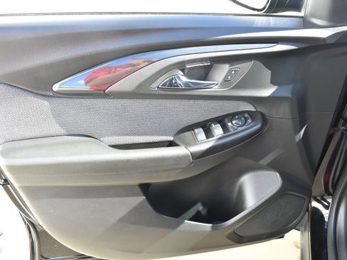 Used 2023 Chevrolet TrailBlazer LT image 10