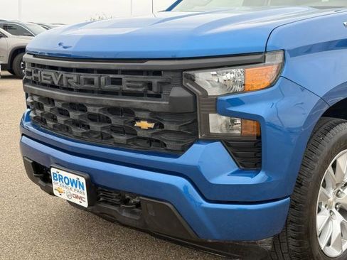 Used 2024 Chevrolet Silverado 1500 Custom image 14