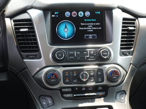 Used 2020 Chevrolet Tahoe LT AWD/4WD image 24