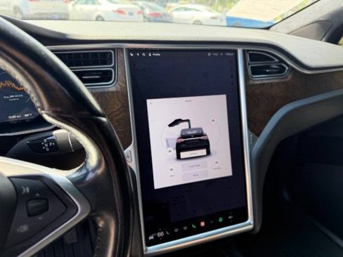 Used 2018 Tesla Model X 75D AWD/4WD image 20