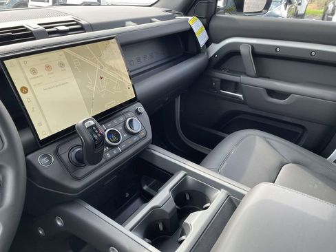 New 2026 Land Rover Defender 110 S AWD/4WD image 29