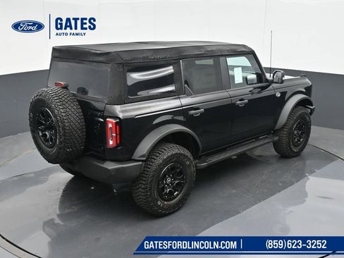 Used 2024 Ford Bronco Wildtrak image 39