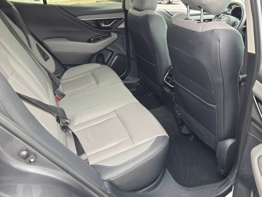 Used 2020 Subaru Outback Limited AWD/4WD image 8