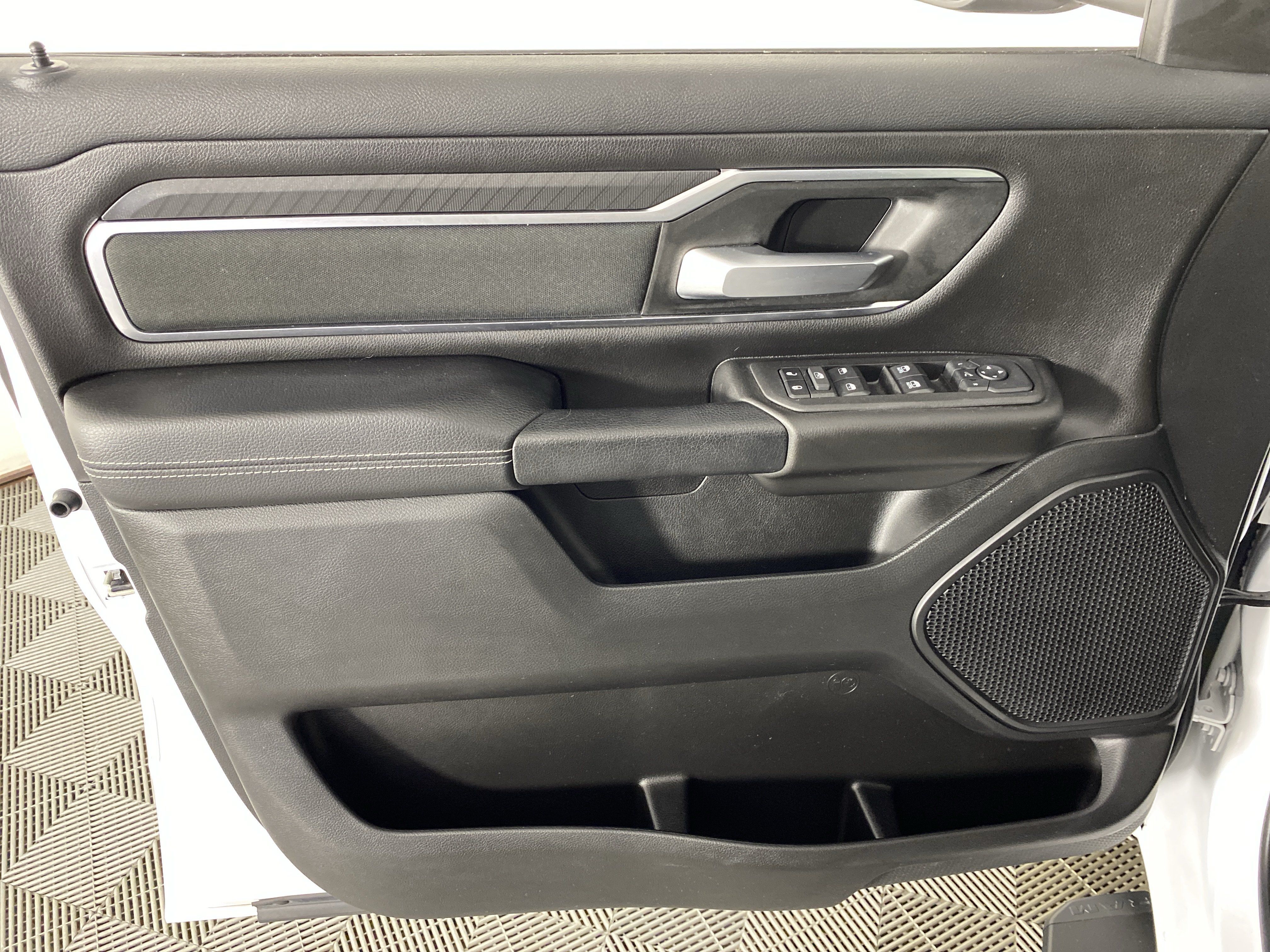 Used 2025 RAM 1500 Big Horn AWD/4WD image 14