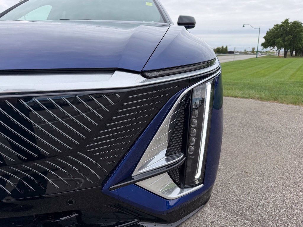 Certified 2024 Cadillac Lyriq Tech w/ LPO, Floor Liner Package AWD/4WD image 10
