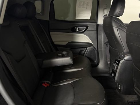 Used 2022 Jeep Compass Limited AWD/4WD image 29