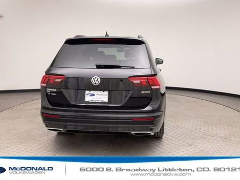 Used 2021 Volkswagen Tiguan SE R-Line AWD/4WD image 3