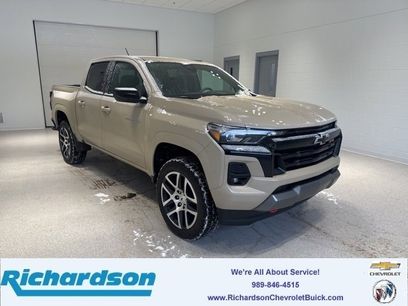 Certified 2023 Chevrolet Colorado Z71 w/ Z71 Convenience Package 2