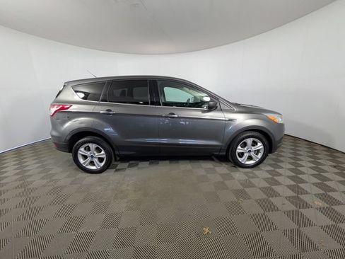 Used 2014 Ford Escape SE FWD image 2