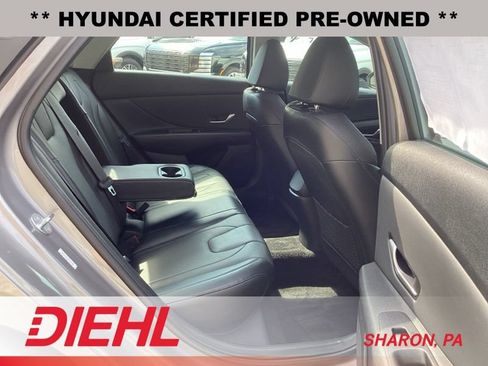 Certified 2023 Hyundai Elantra Limited FWD image 12