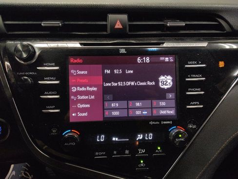 Used 2018 Toyota Camry XLE w/ Driver Assist Package image 25