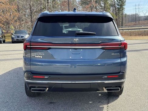 Used 2025 Buick Enclave Preferred image 24