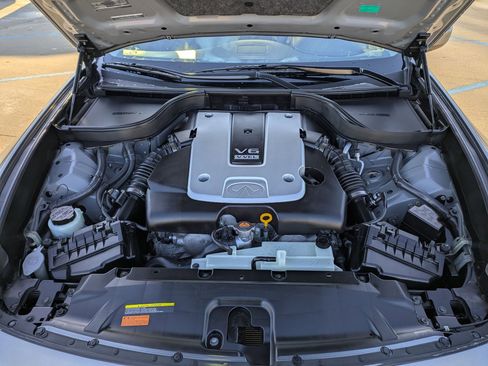 Used 2012 INFINITI G37 X AWD w/ Premium Pkg image 32