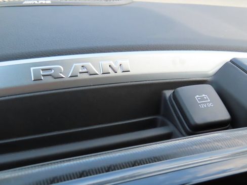 Used 2025 RAM 1500 Big Horn AWD/4WD image 10
