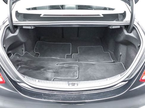 Used 2018 Mercedes-Benz C 300 4MATIC Sedan image 21