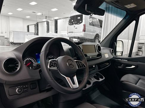 Certified 2024 Mercedes-Benz Sprinter 144 Cargo image 10