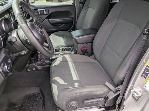 Used 2023 Jeep Wrangler Unlimited Sport AWD/4WD image 14
