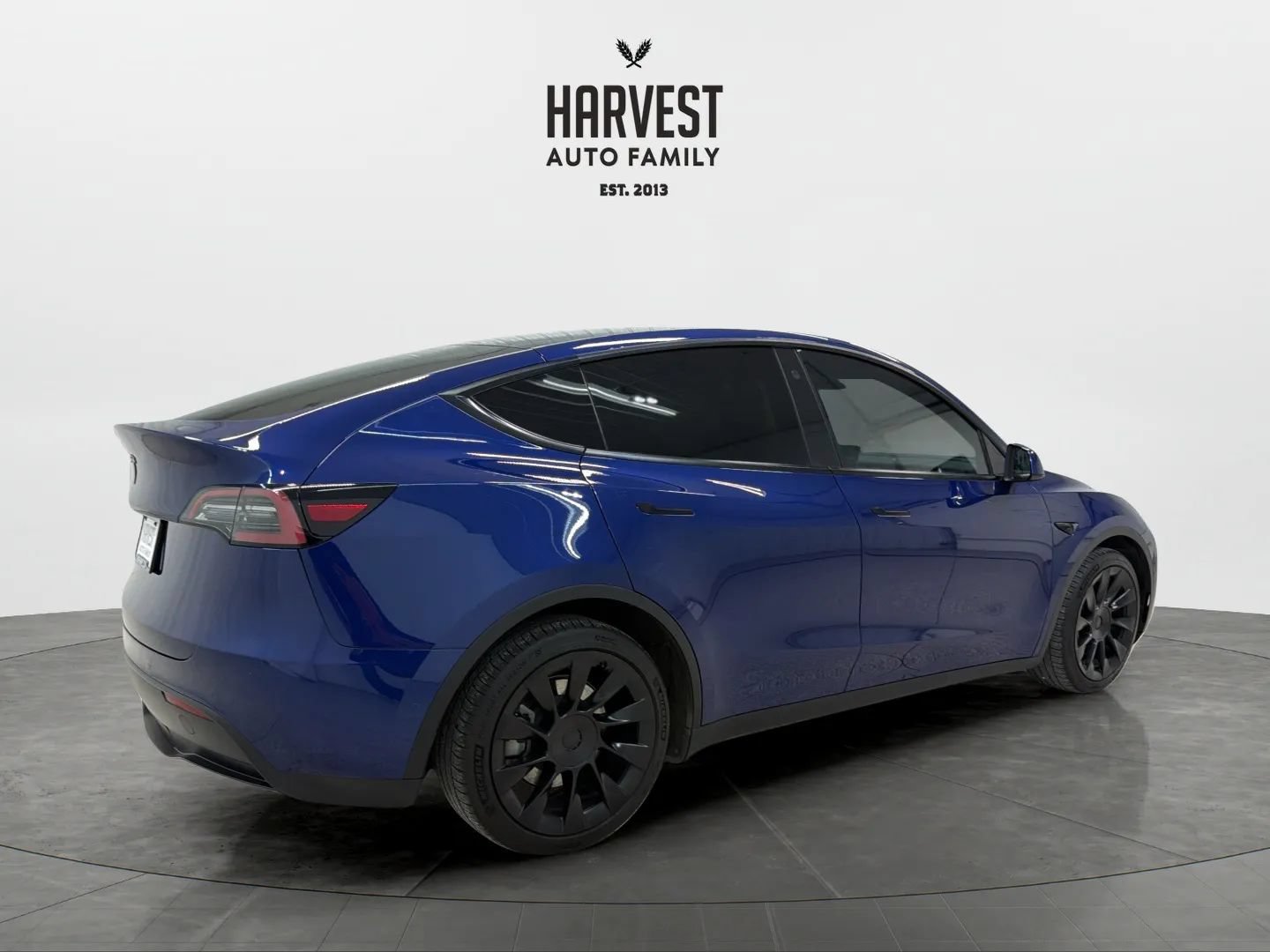 Used 2021 Tesla Model Y Long Range AWD/4WD image 7