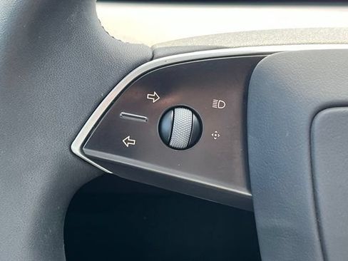 Used 2025 Tesla Model 3 RWD image 8