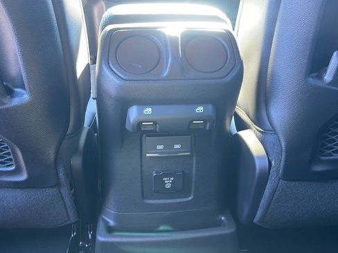 New 2026 Jeep Wrangler Unlimited Sahara AWD/4WD image 27