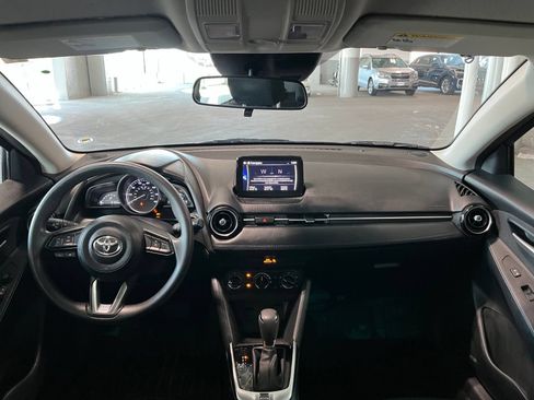 Used 2020 Toyota Yaris LE FWD image 36