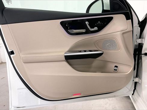 Certified 2025 Mercedes-Benz C 300 Sedan image 21