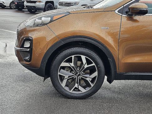 Used 2021 Kia Sportage EX AWD/4WD image 6