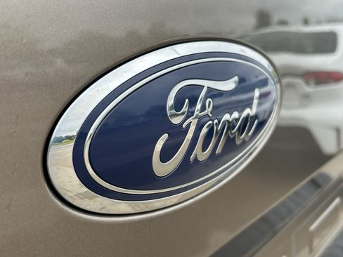 Used 2019 Ford F150 Lariat AWD/4WD image 7